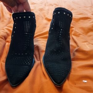 Elegant Black Women's Shoes